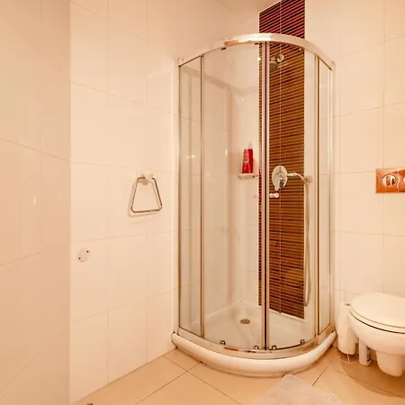 Quarto em Acomodações Particulares Modern&quiet Twin With Shared Bathroom Sliema